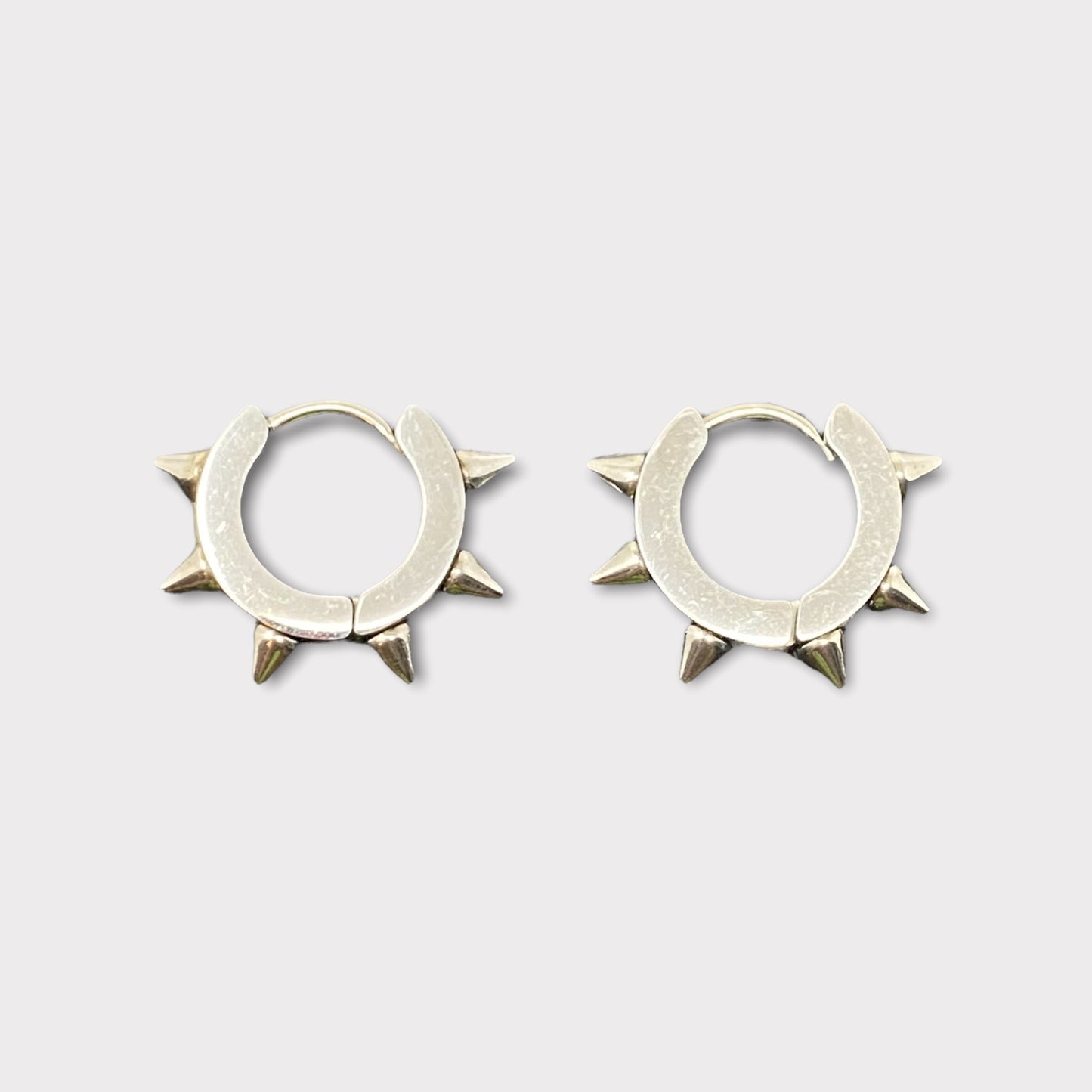 SPIKED CUFF HOOPZ